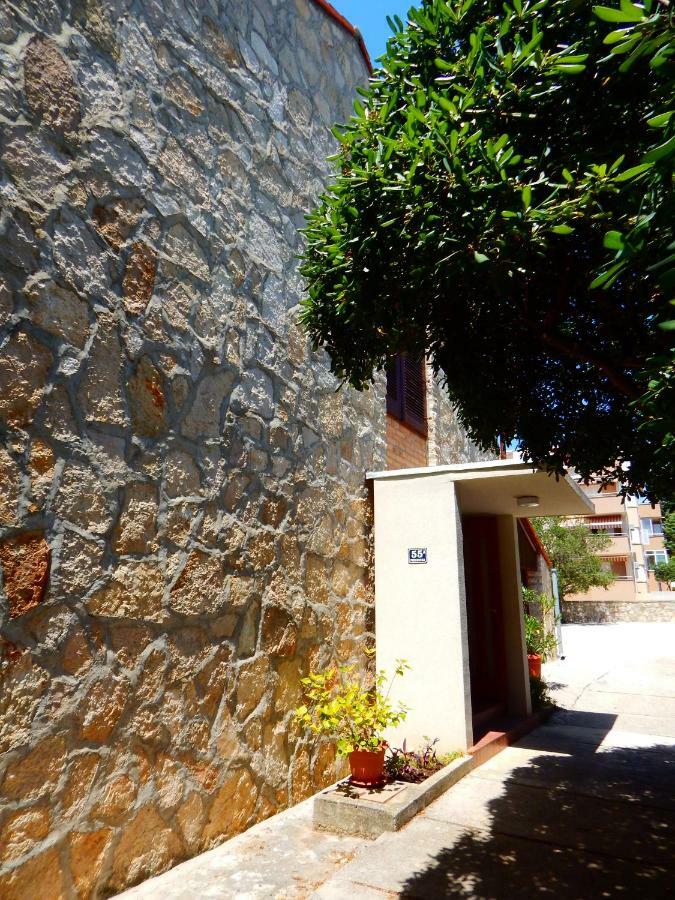 Apartmani Jutro Novalja Exterior photo